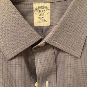 Brooks Brothers Non-Iron shirt 17 - 6/7